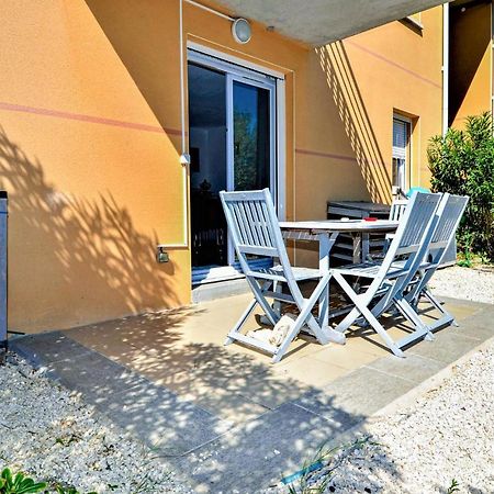 Lovely Apartment In Orange With Kitchen 외부 사진